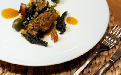 Estofado de conejo de campo con aceitunas Gordal.